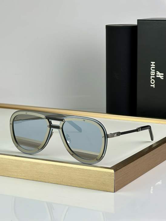 Picture of Hublot Sunglasses _SKUfw72111613fw